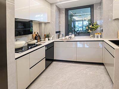 保利·虹桥和著